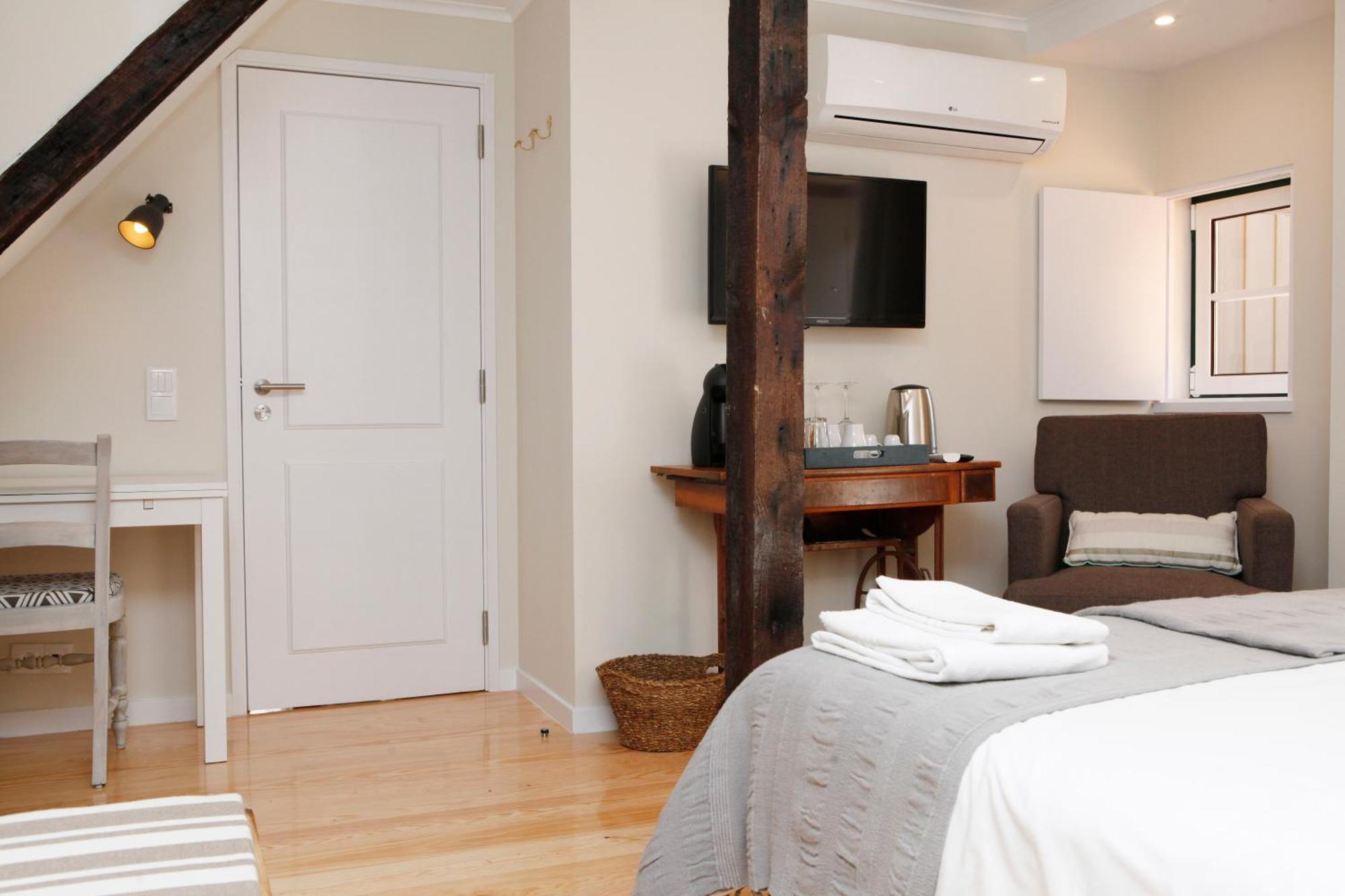 Flores Guest House Lisbon Room photo