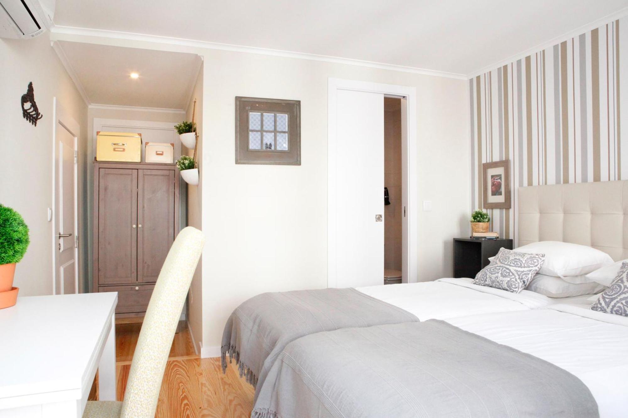 Flores Guest House Lisbon Room photo