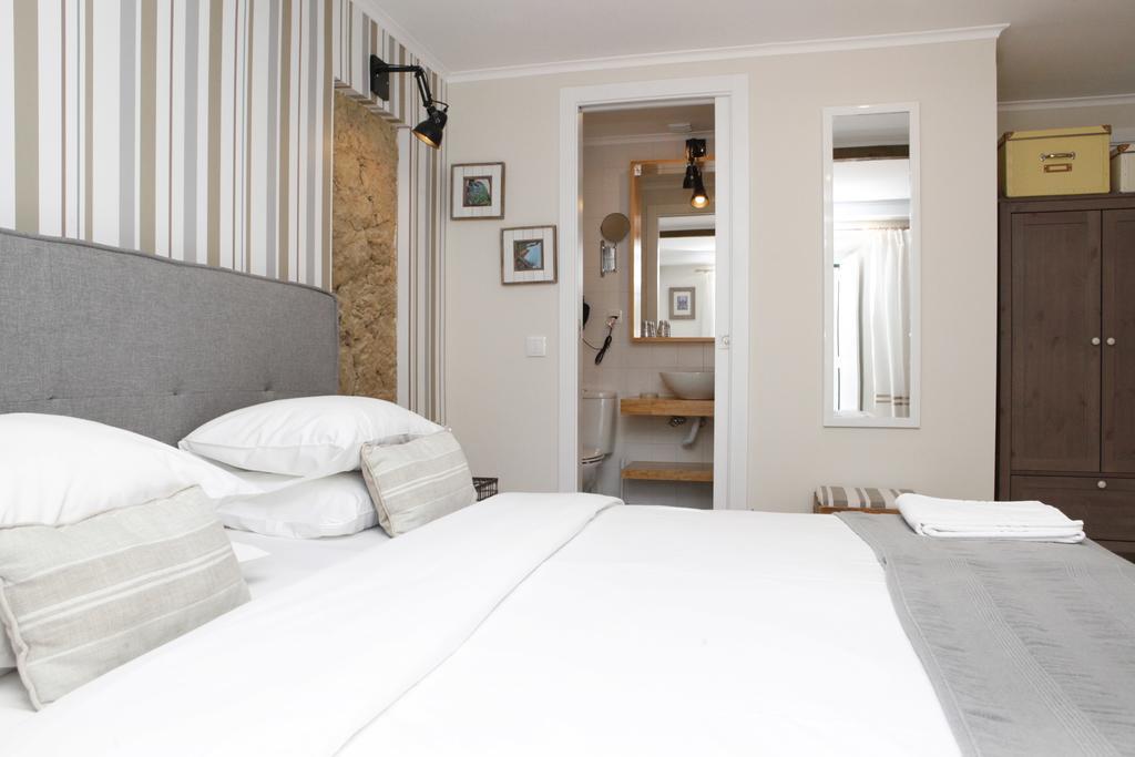 Flores Guest House Lisbon Exterior photo
